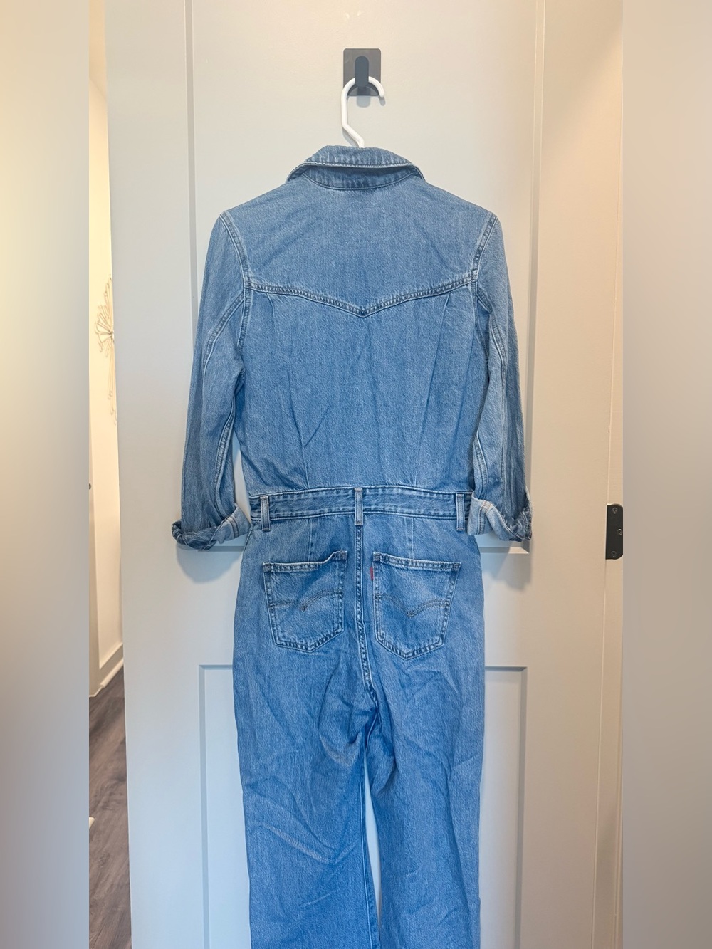 Levi's Classic Light Blue Denim Overalls Jumpsuit - Picture 2 of 4